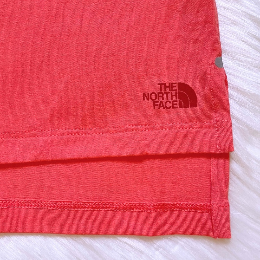The North Face Women’s Workout Muscle Tank - Picture 2 of 6